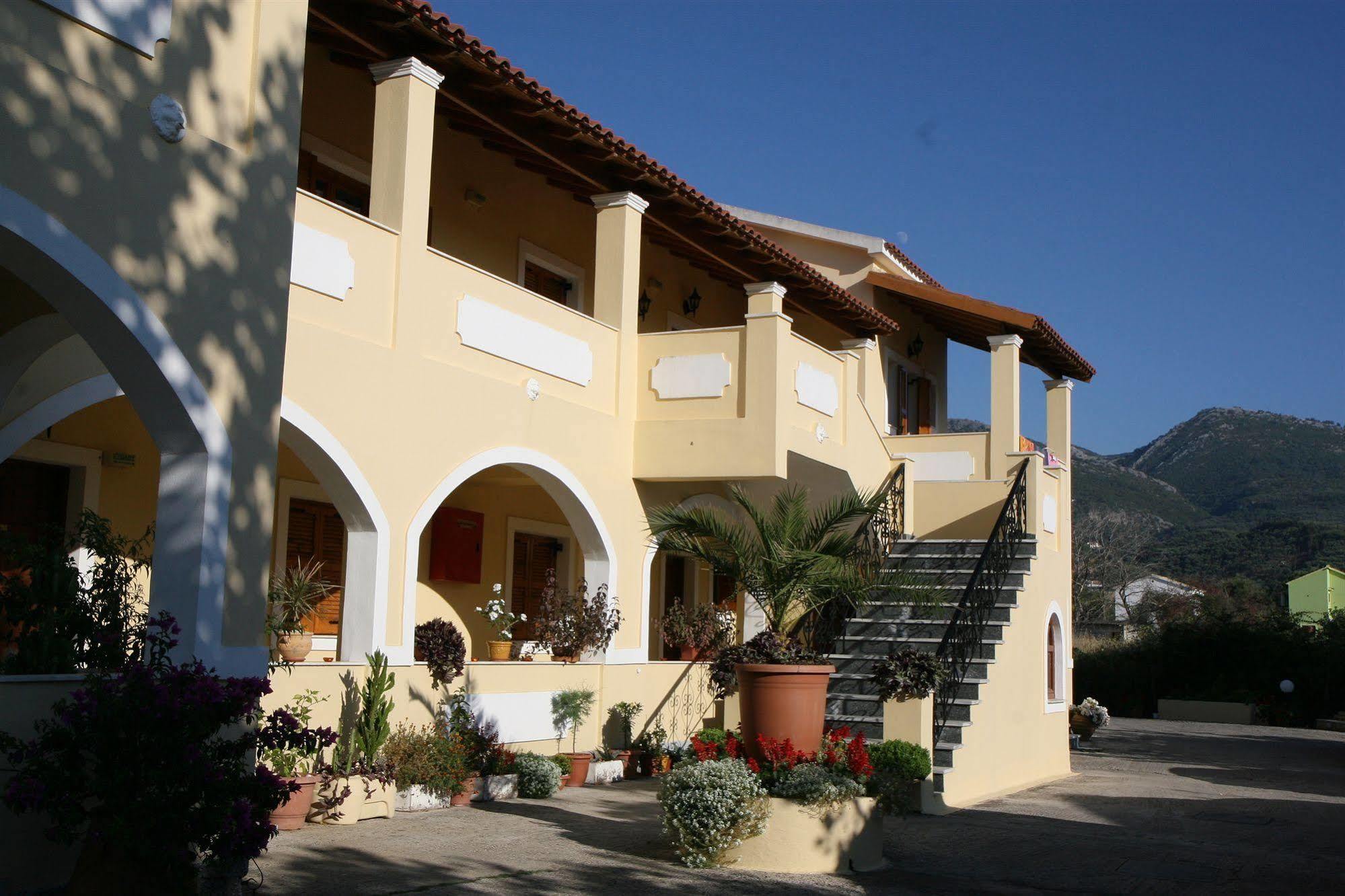 Feeloxenia Corfu Apartments Acharavi  Ngoại thất bức ảnh